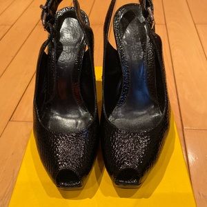 Fendi leather pumps